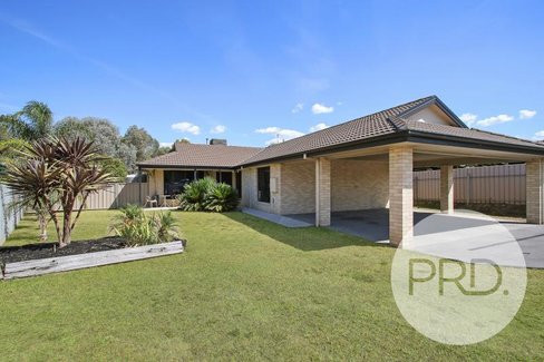 4 Kennedia Street, THURGOONA NSW 2640