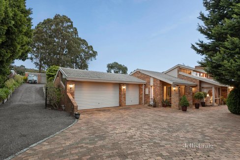 4 Knight Court Donvale 3111