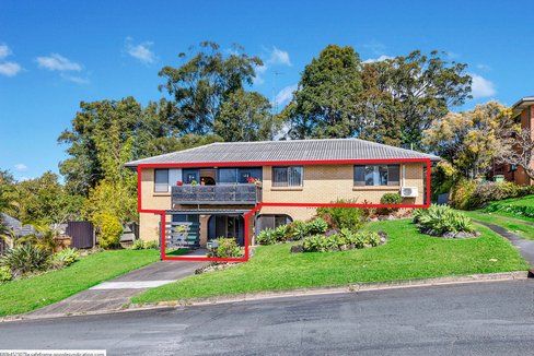 4 Kurrambee Avenue, ASHMORE QLD 4214