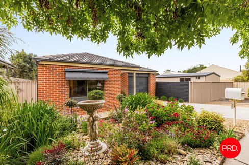 4 Lorna Court, WHITE HILLS