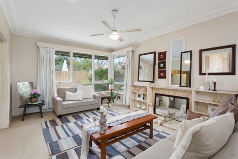 4 Louis Street Glen Iris 3146