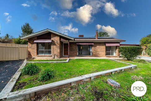 4 Markell Place, LATHAM ACT 2615