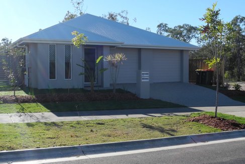 4 Marloo Drive, TANNUM SANDS QLD 4680