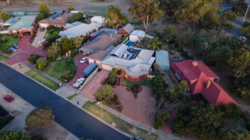 4 Menzies Crescent, SHEPPARTON VIC 3630