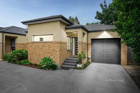 4 Meredith Close Mooroolbark 3138