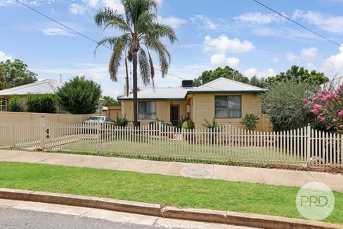 4 Mills Street, TAMWORTH NSW 2340