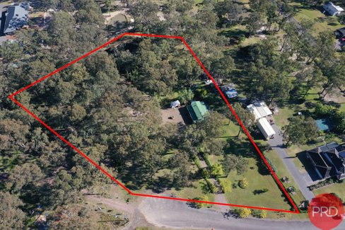 4 Mountain View Close, GLEN OAK NSW 2320