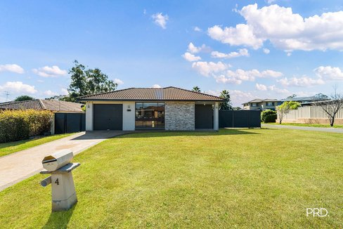 4 Mozart Place, CRANEBROOK NSW 2749