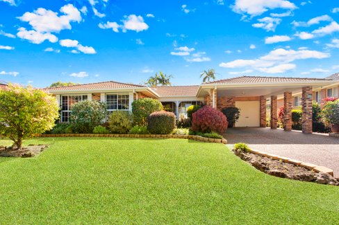 4 Murson Crescent, NORTH HAVEN NSW 2443