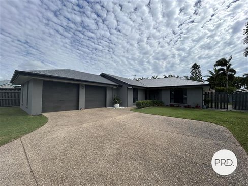 4 Nautilus Parade, BUCASIA QLD 4750
