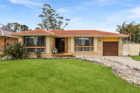 4 Parkdale Avenue, HORSLEY NSW 2530