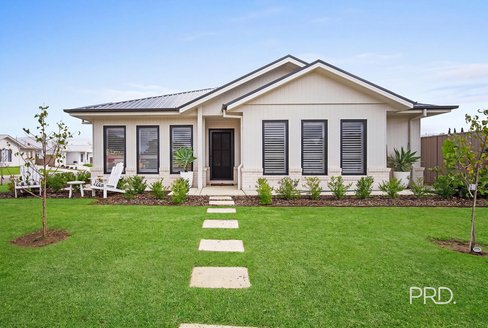 4 Paroo Place, TATTON NSW 2650