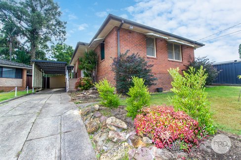 4 Petrel Place, TREGEAR NSW 2770