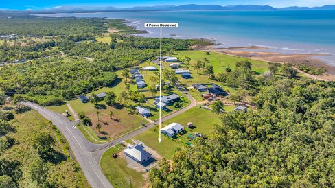 4 Power Boulevard, MIDGE POINT QLD 4799