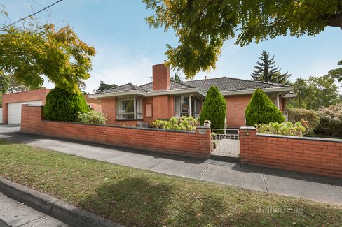 4 Pursell Avenue Blackburn South 3130