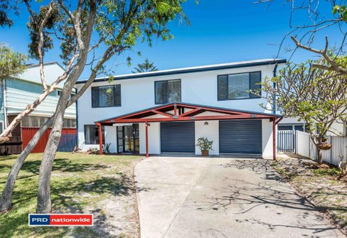 4 Richardson Avenue, BOAT HARBOUR NSW 2316