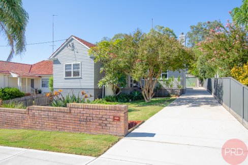 4 Rolleston Street, EAST MAITLAND NSW 2323