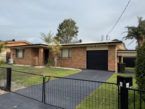 4 Ross Street, URANGAN