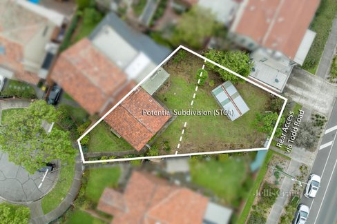4 Sandridge Avenue Port Melbourne 3207