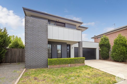 4 Signature Drive, ALFREDTON VIC 3350