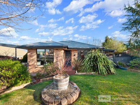 4 Thistle Down, HUNTINGFIELD TAS 7055