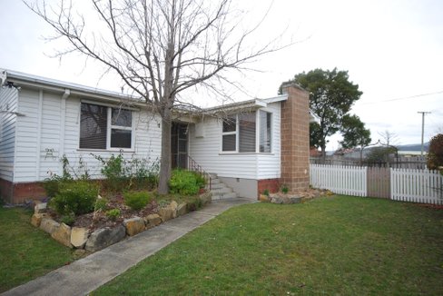 4 Walker Crescent, NEW NORFOLK TAS 7140