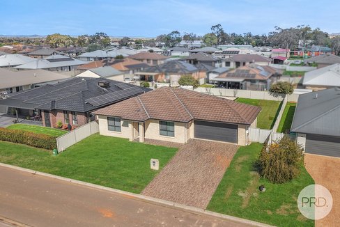 4 Wickham Street, TAMWORTH