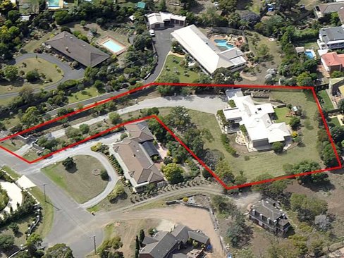 4 Willowfield Court Highton 3216