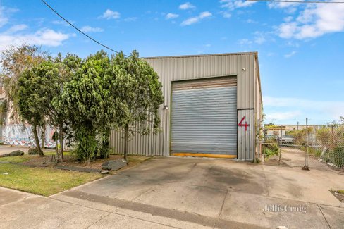 4 Willsmore Street Williamstown North 3016