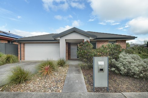 4 Wilmott Street, LUCAS VIC 3350