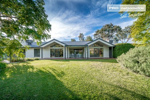 4 Wisteria Place, SPRINGVALE NSW 2650