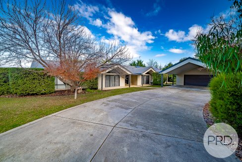 4 Wisteria Place, SPRINGVALE NSW 2650