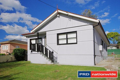 4 Yennora Street, CAMPBELLTOWN NSW 2560