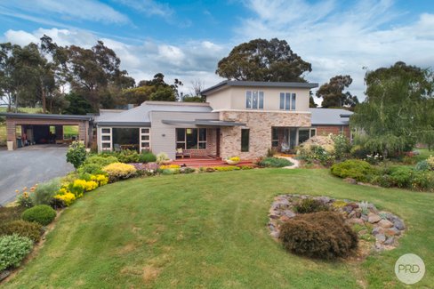 40 Carramar Drive, INVERMAY VIC 3352