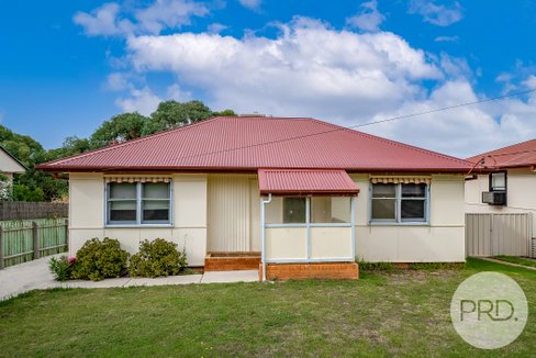 40 Gilmore Avenue, MOUNT AUSTIN NSW 2650
