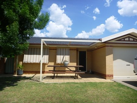 40 Girraween Mews, GLENFIELD PARK NSW 2650