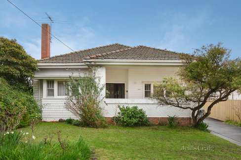 40 Grovedale Road Surrey Hills 3127