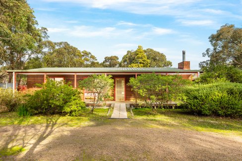 40 Moffats Road, DEREEL