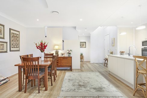 40 Peninsula Drive, Robina QLD 4226