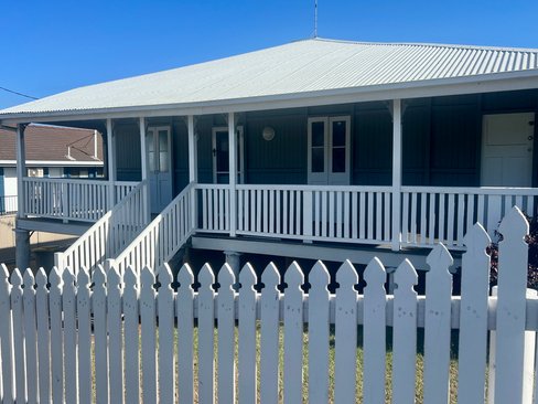 40 Roseberry Street, GLADSTONE CENTRAL QLD 4680