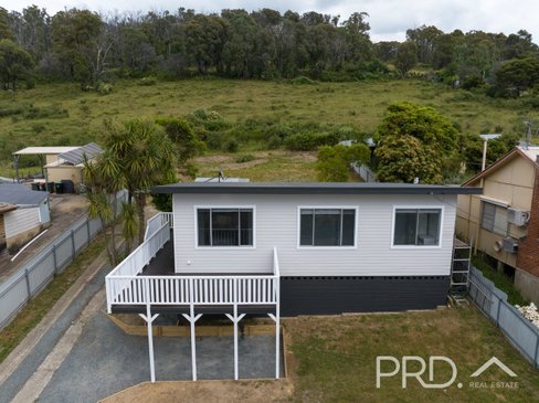 40 Sunnyside Avenue, BATLOW NSW 2730