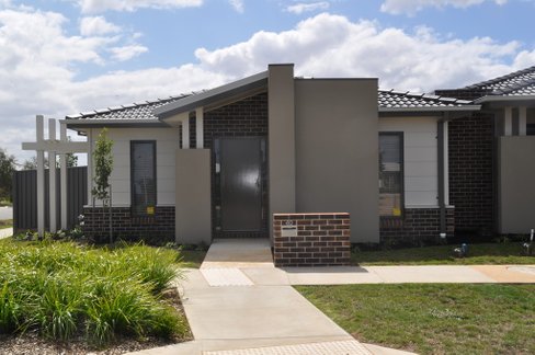 40 Warburton Drive, Lucas VIC 3350