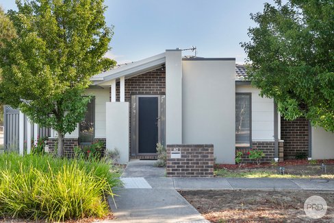 40 Warburton Drive, LUCAS VIC 3350