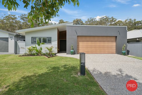 40 Watergum Close, SAPPHIRE BEACH NSW 2450