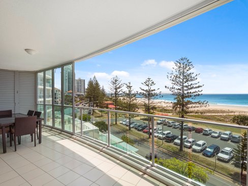 401/120 Marine Parade, COOLANGATTA QLD 4225