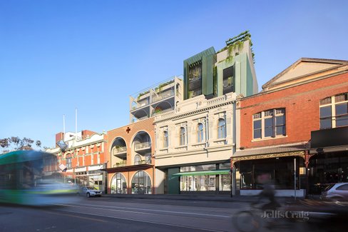 401 211  Sydney Road Brunswick 3056