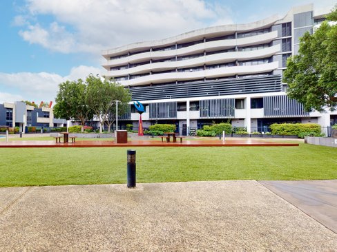401/66 Mount Alexander Road  Travancore 3031