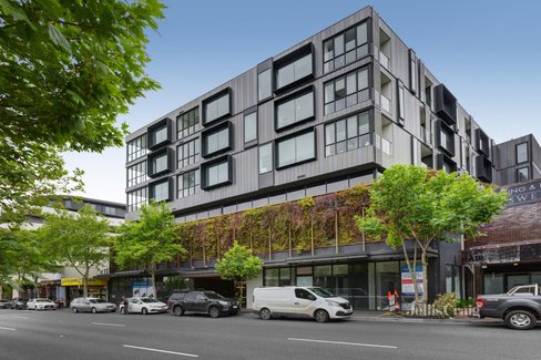 401 92 Maroondah Highway Ringwood 3134