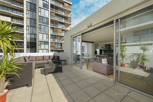 402/1 Chapel Mews South Yarra 3141