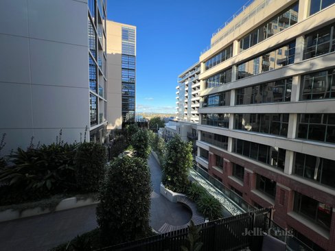 402/10 Young Street Moonee Ponds 3039